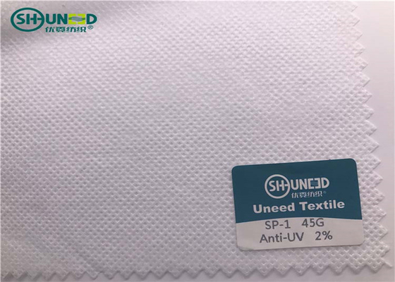 2% Anti - UV PP Spunbond Non Woven Fabric Roll For Textiles / Shopping Bags